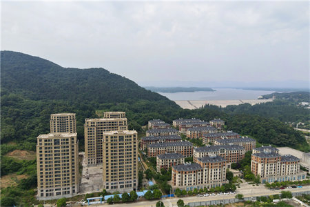 密州永泰家园套三，全明户型，好楼层，带附房